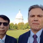 el viceministro Ernesto Justiniano junto al director de la Felcn en Washington