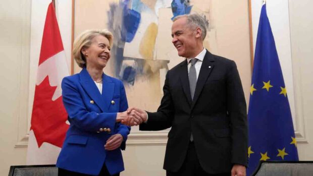 Ursula von der Leyen y Mark Carney