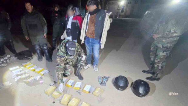 Secuestran cocaína en mochilas en Parotani