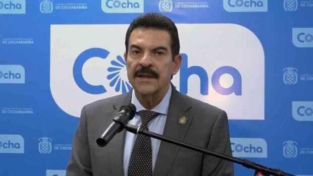 Manfred Reyes Villa, alcalde de Cochabamba