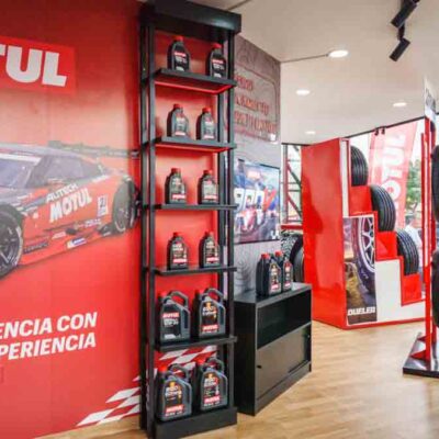 Motul abre franquicias