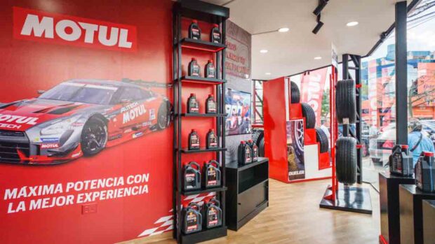 Motul abre franquicias