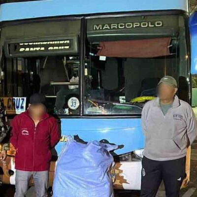 aprehenden a 5 personas por llevar droga en bus