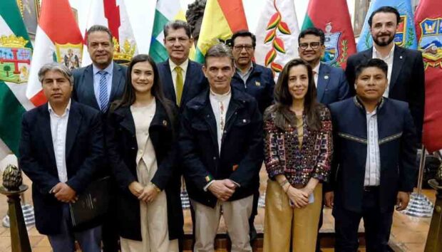 firma acuerdo 50/50 presidente y gobernadores